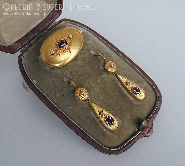 Demi parure - kolczyki i brosza z almadynami i perłami, Austro-Węgry, 1866-1872