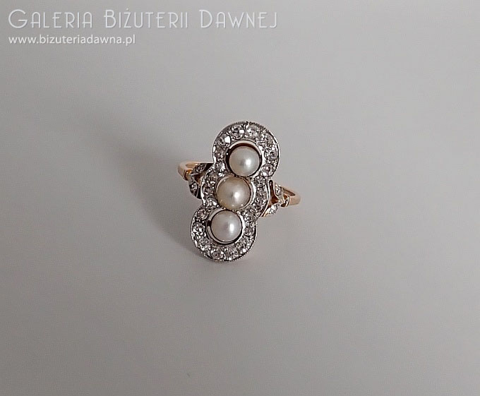 Pierścionek platynowo-złoty - perły i diamenty - lata 20. XX w. 