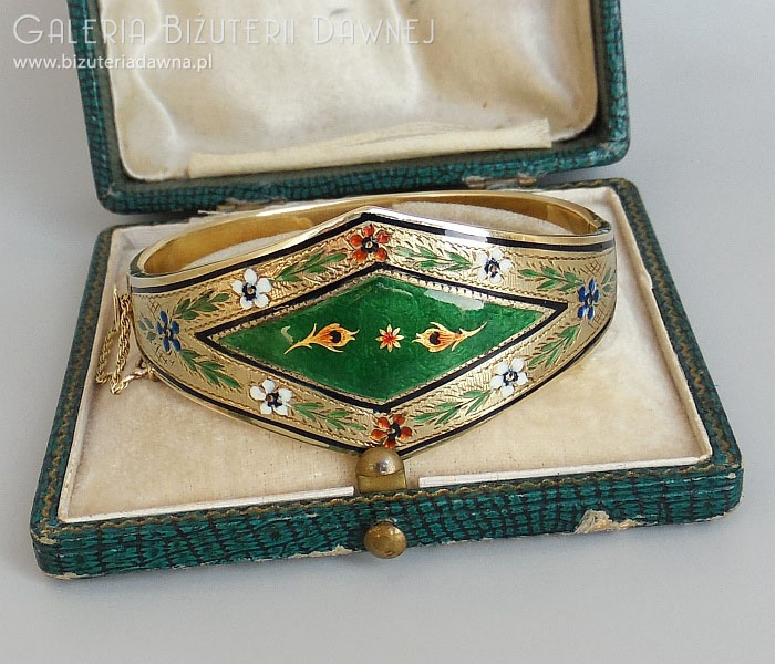 Złota bransoleta z motywami kwiatowymi w emalii - II połowa XIX w. 