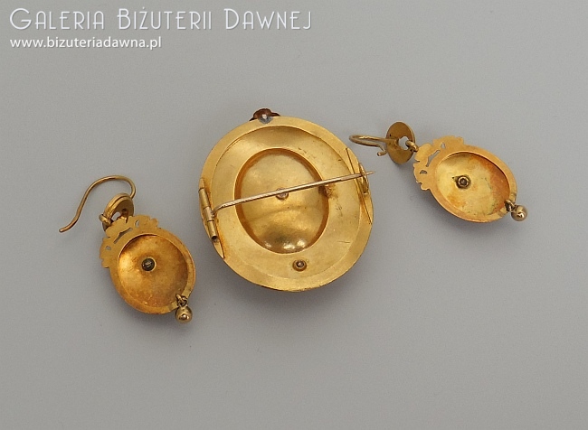 Parure w oryginalnym etui - bransoleta, brosza i kolczyki, AUSTRO-WĘGRY 1866-1872