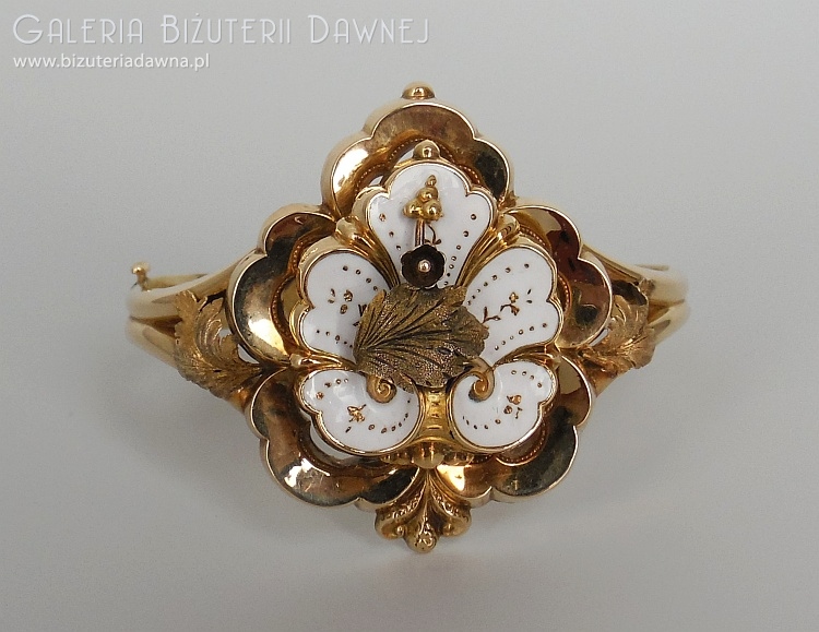 Złota bransoleta z motywem muszli w białej emalii - biedermeier, I połowa XIX w.