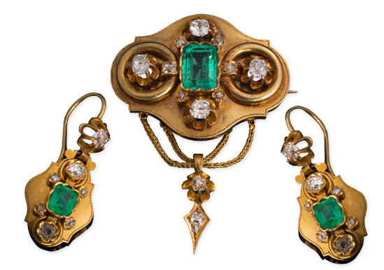 Komplet złotej biżuterii z diamentami w starych szlifach (cushion)  i szmaragdami, Austro-Węgry, Wiedeń 1866-1872